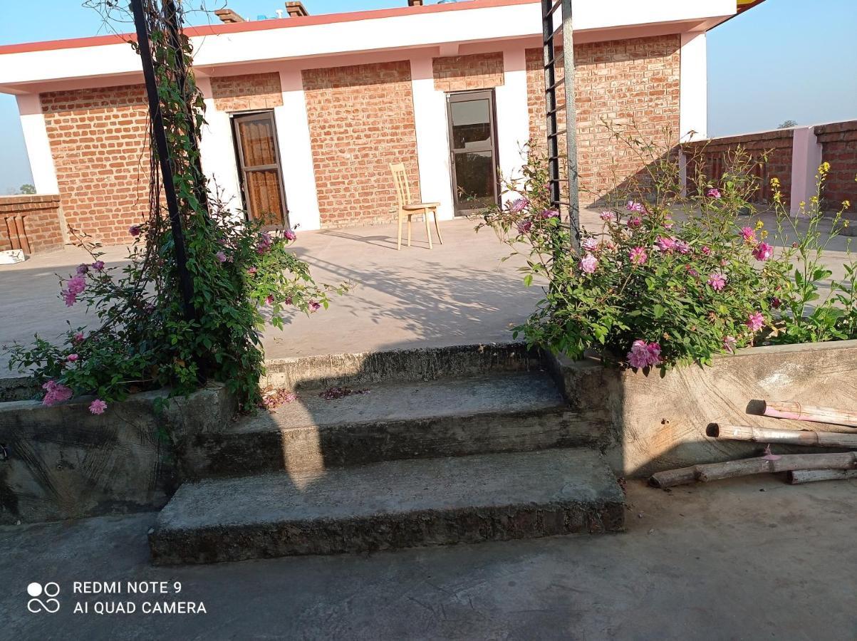 Whispering Woods Inn Bolpur Exteriör bild