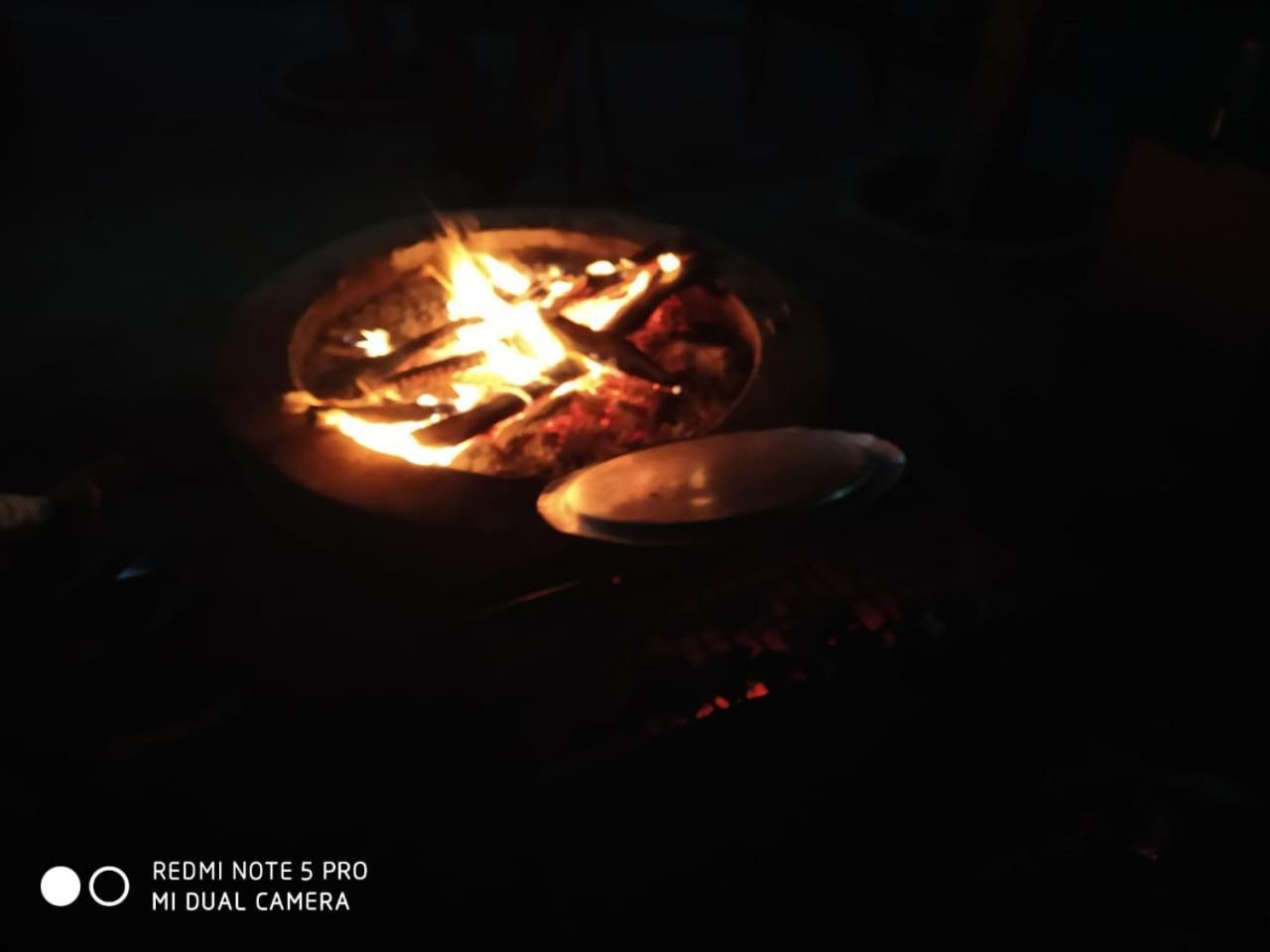 Whispering Woods Inn Bolpur Exteriör bild